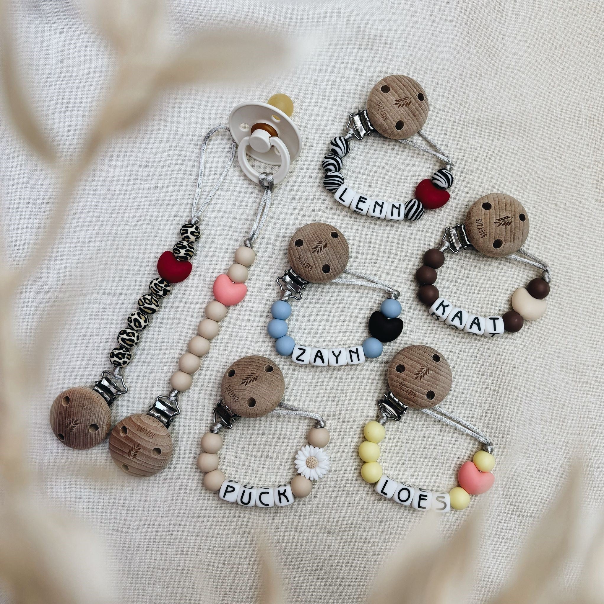 Waarom een newborn speenkoord écht een musthave is in die eerste babytijd